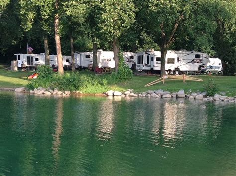 year round full hookup campgrounds near me